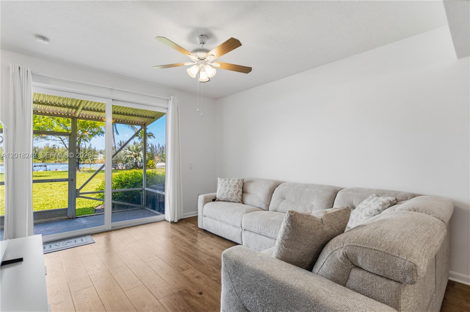 4065 Crystal Lake Drive, Deerfield Beach, FL 33064 photo 16