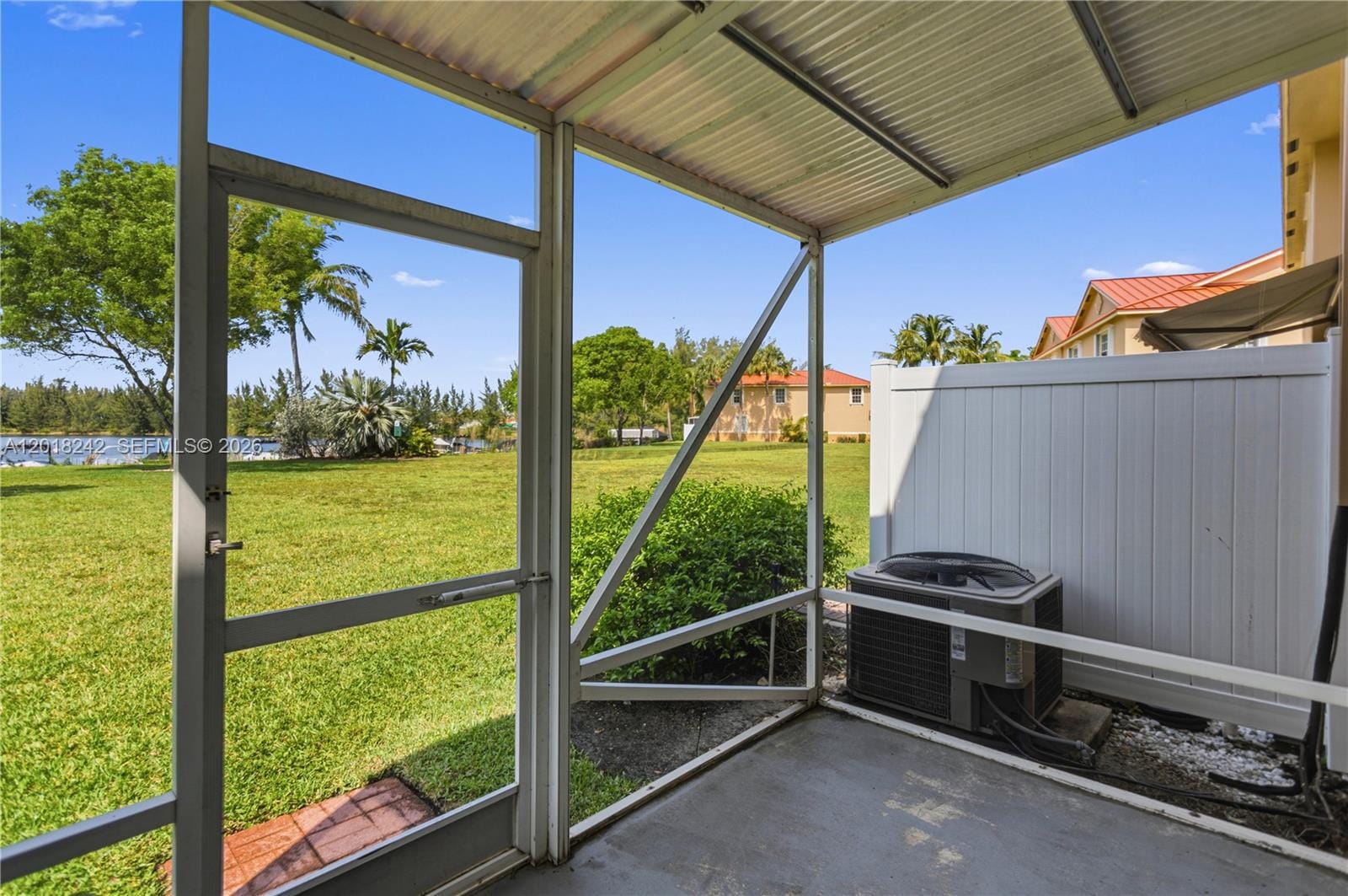 4065 Crystal Lake Drive, Deerfield Beach, FL 33064 photo 20