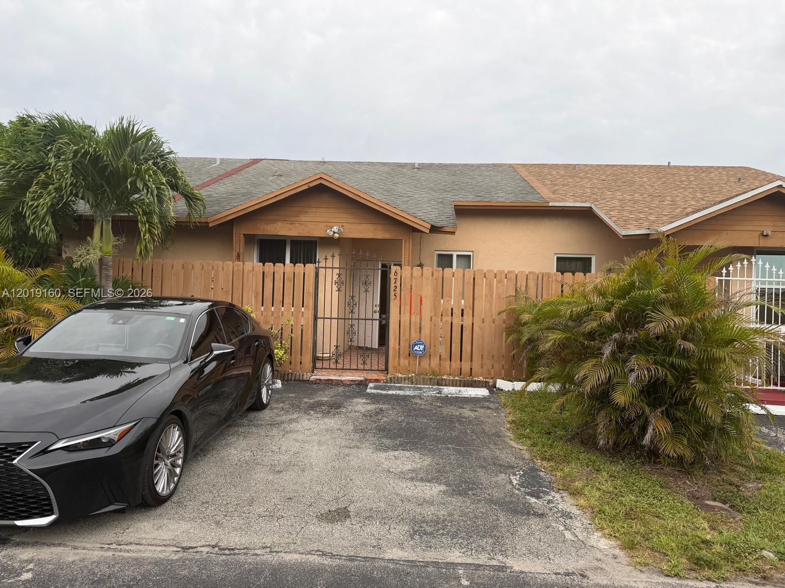 6725 NW 188th Terrace, Hialeah, FL 33015, Hialeah