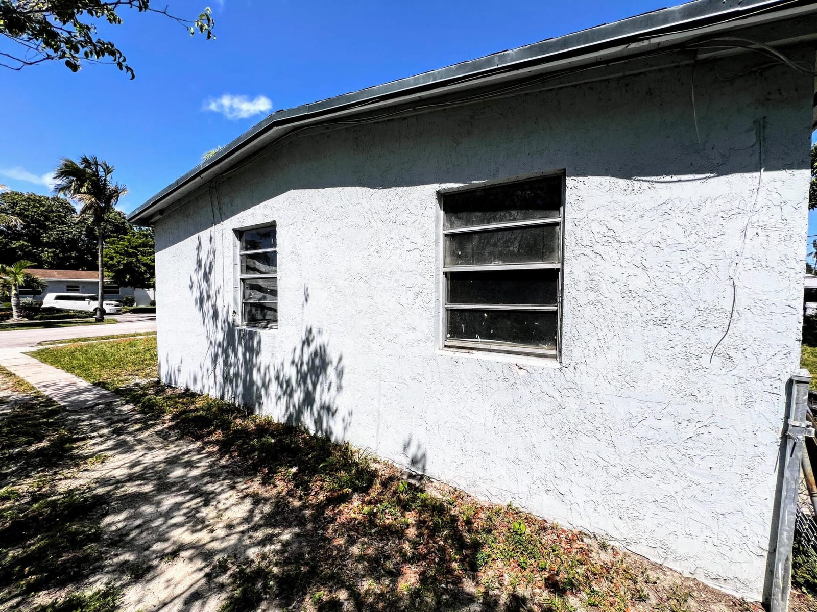 260 NE 42nd Court, Deerfield Beach, FL 33064 photo 22