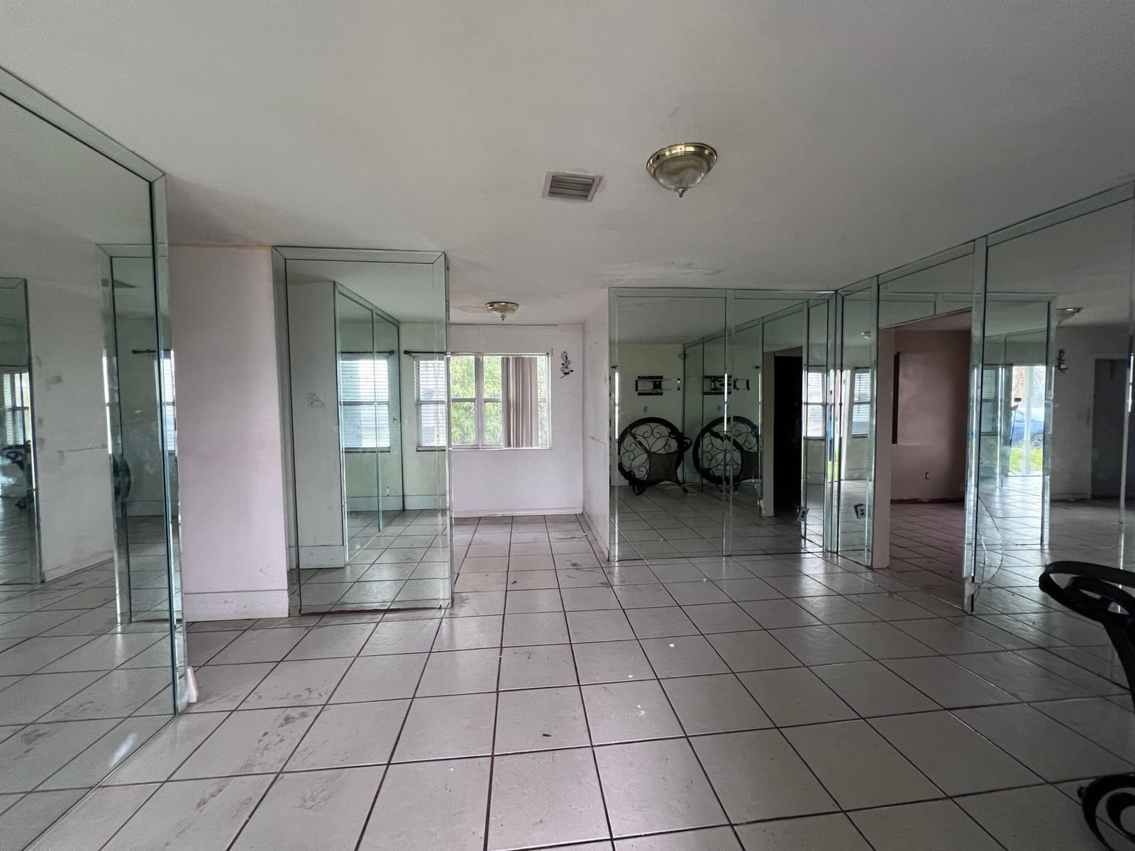 260 NE 42nd Court, Deerfield Beach, FL 33064 photo 4