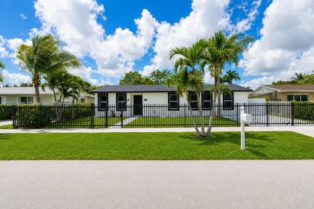 19050 SW 125th Avenue, sold in Gueval Sub Sec Two, Miami, FL