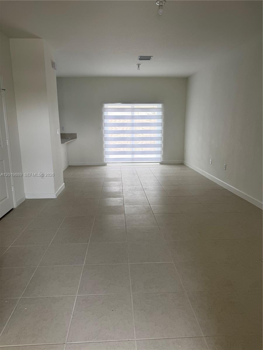 2671 SE 25th Terrace — photo 3