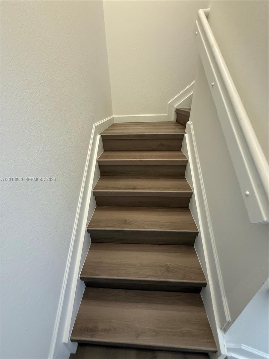 2671 SE 25th Terrace — photo 10