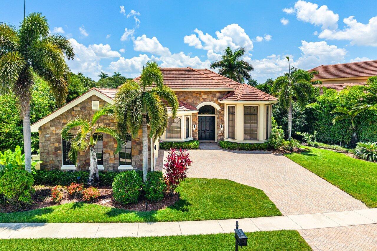 3592 Collonade Drive, Wellington, FL 33449, Wellington