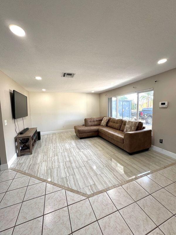 1707 E Ironwood Ct Court E, Oldsmar, FL 34677 photo 8