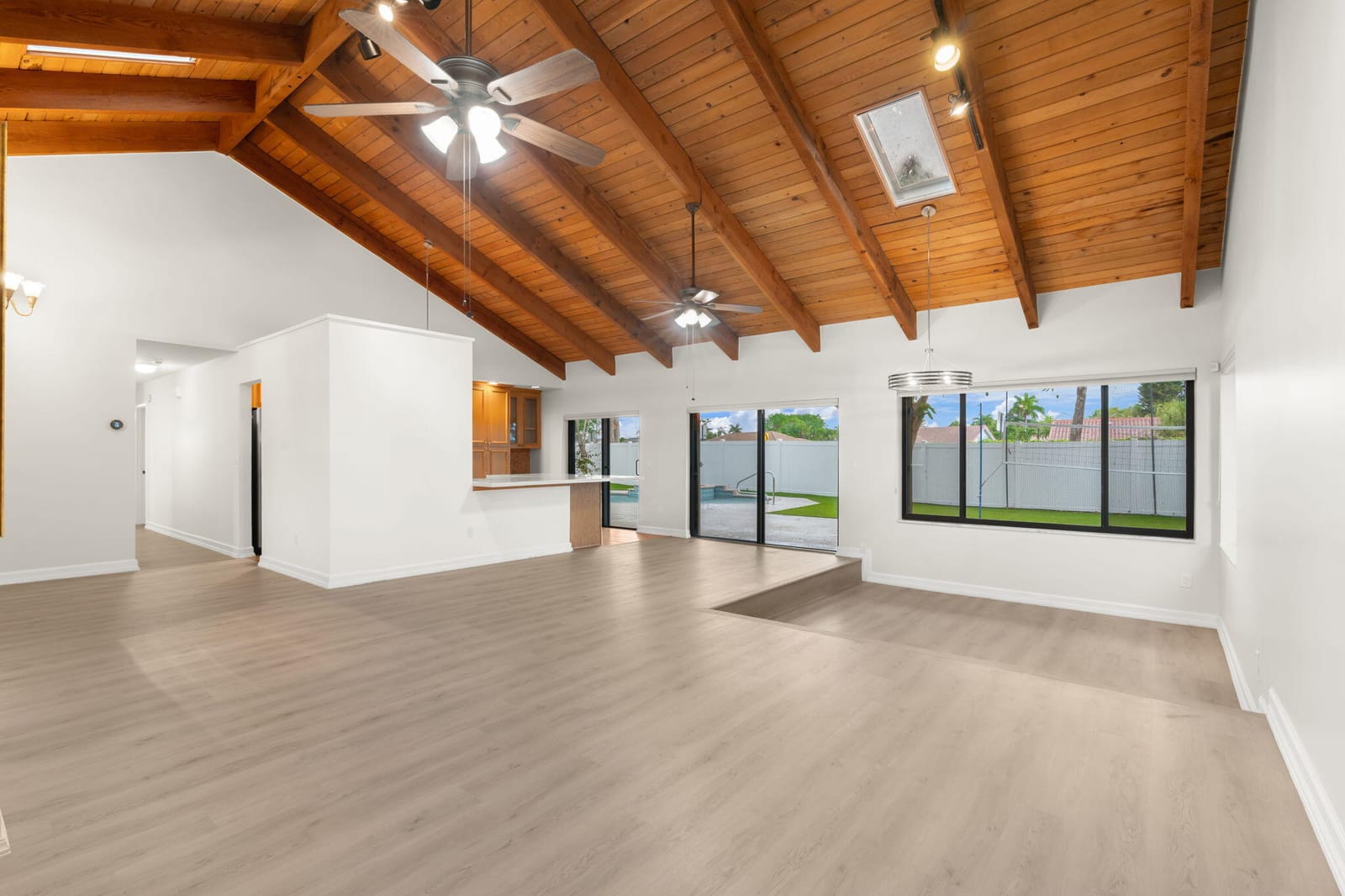 21111 Escondido Way — photo 5
