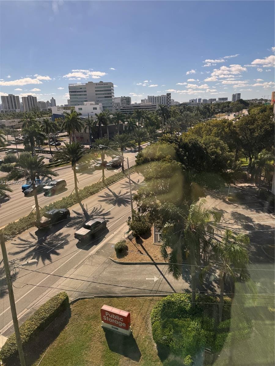 21290 Biscayne Boulevard 408 — photo 4