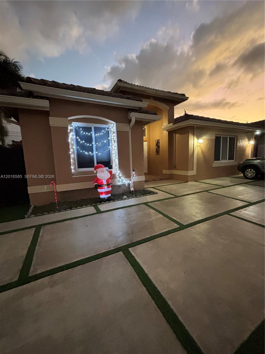 16274 SW 71st Terrace, Miami, FL 33193, Miami