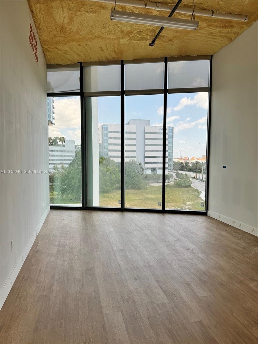 21290 Biscayne Boulevard 405 — photo 2