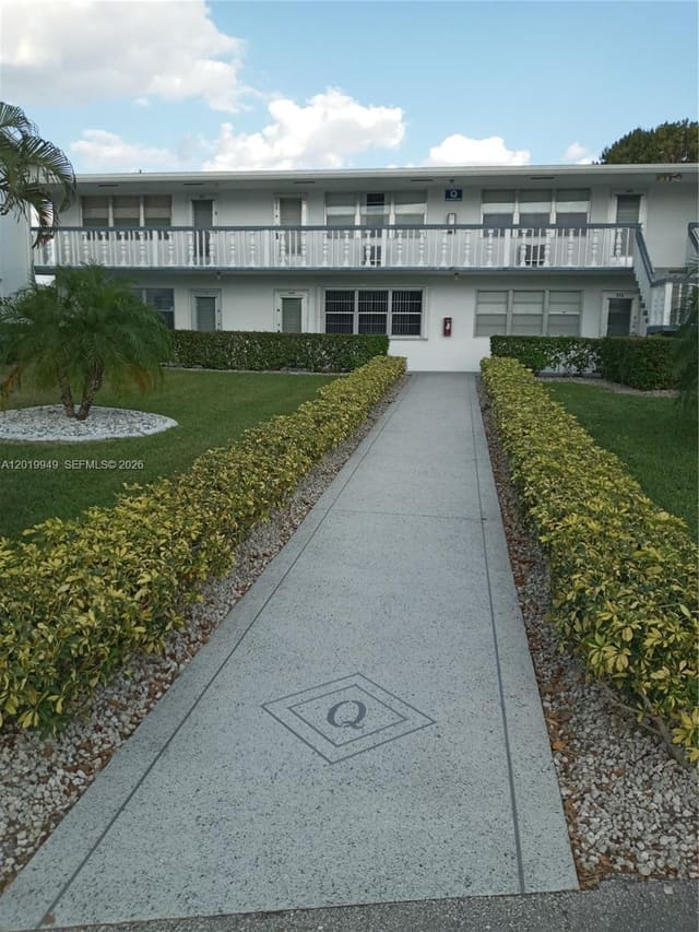 390 Windsor Q 390, Windsor, West Palm Beach, FL