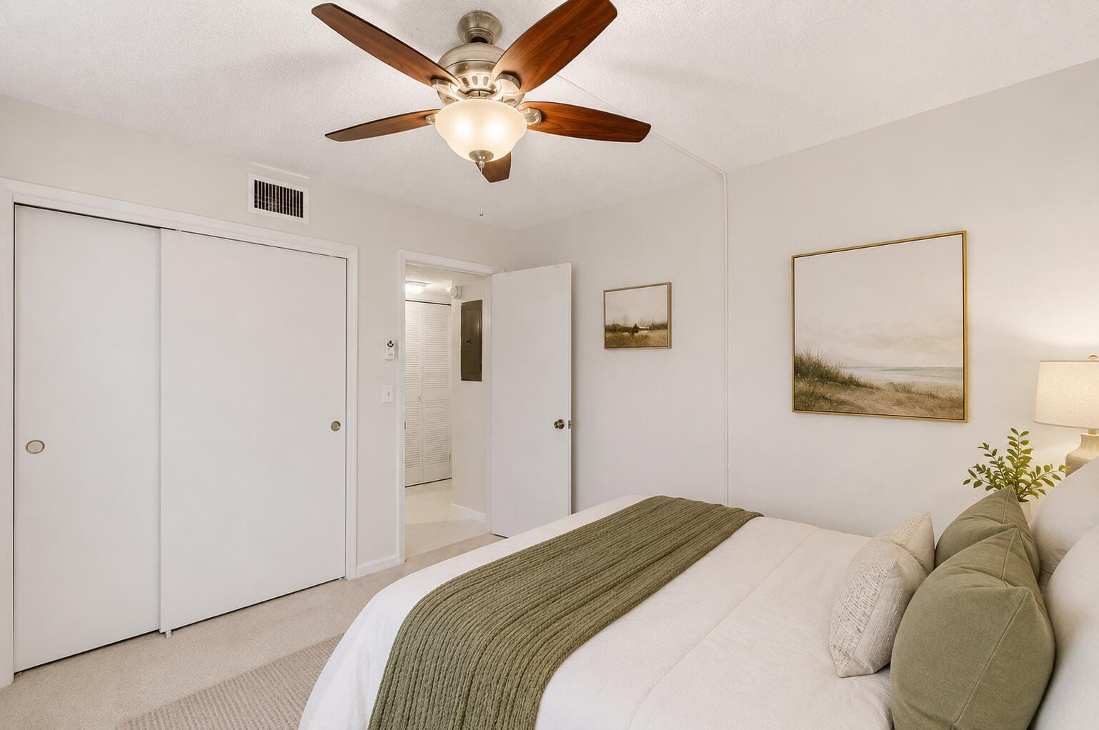 5561 Fairway Park Drive 104, Boynton Beach, FL 33437 photo 18