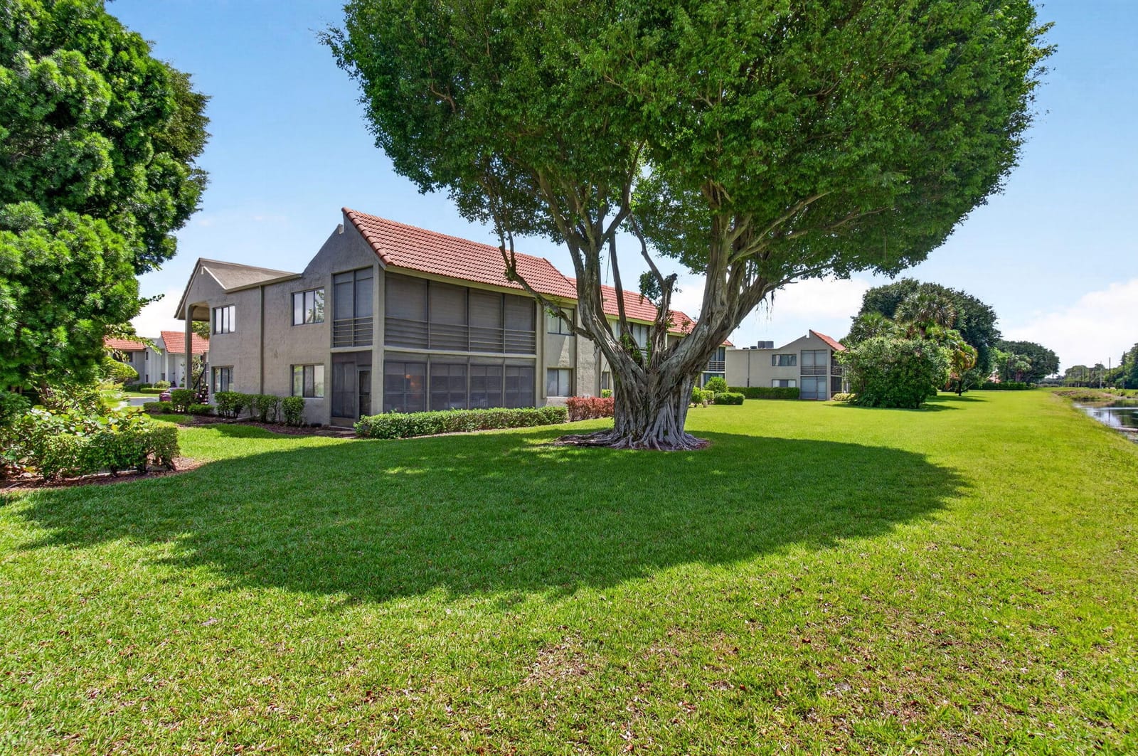 5561 Fairway Park Drive 104, Boynton Beach, FL 33437 photo 22