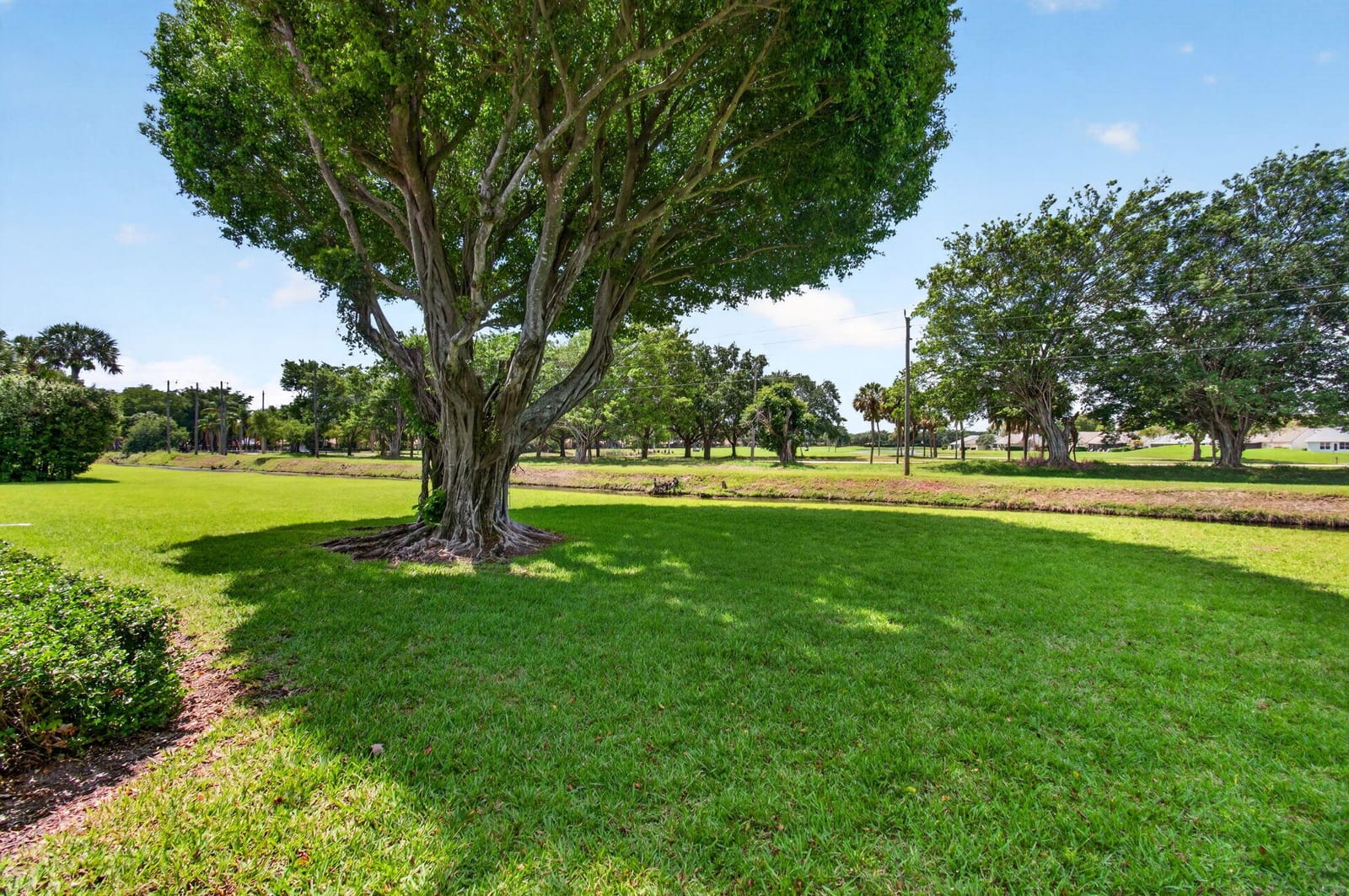 5561 Fairway Park Drive 104, Boynton Beach, FL 33437 photo 24