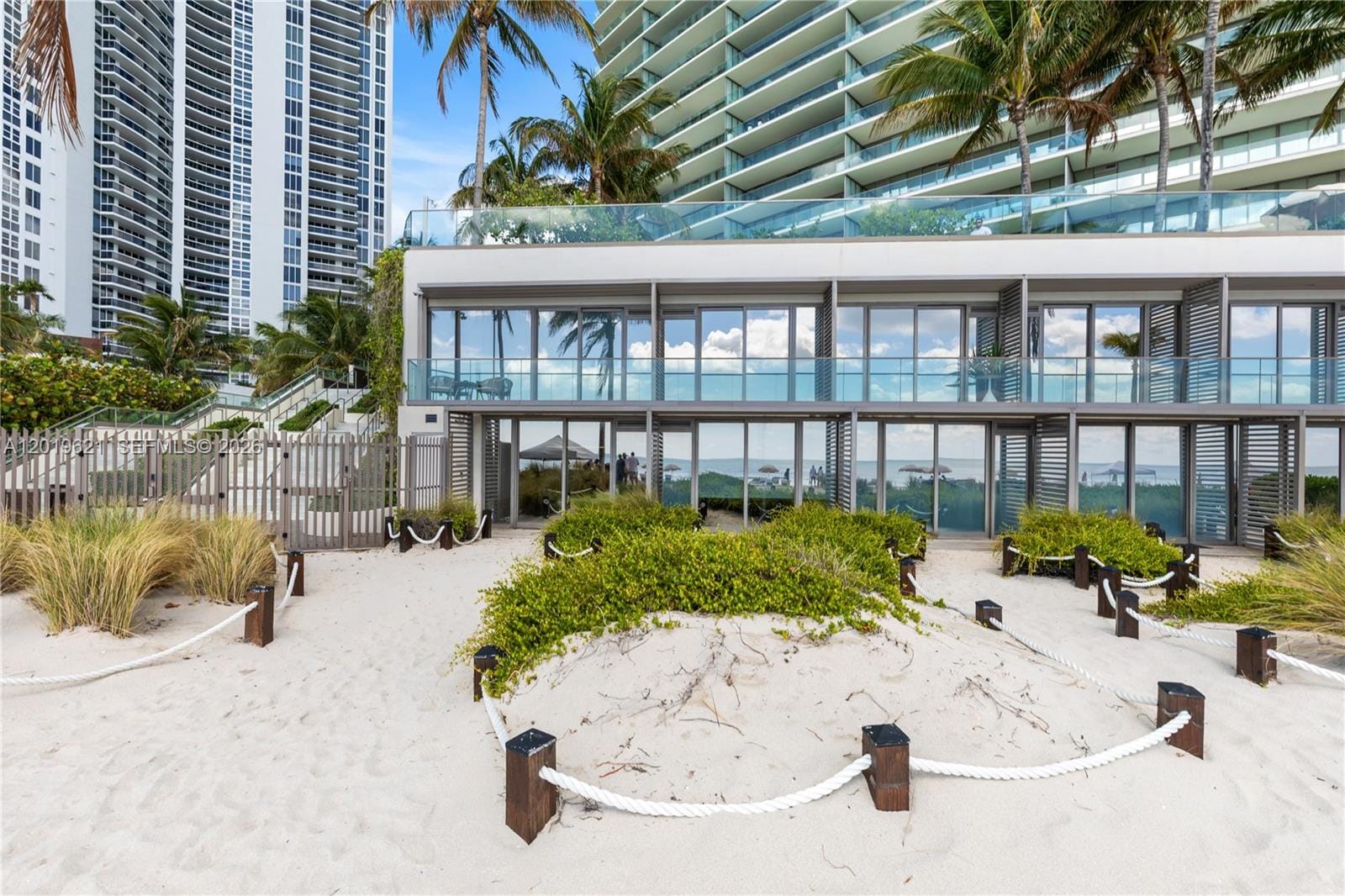 18975 Collins Avenue C-1, Sunny Isles Beach, FL 33160 photo 17