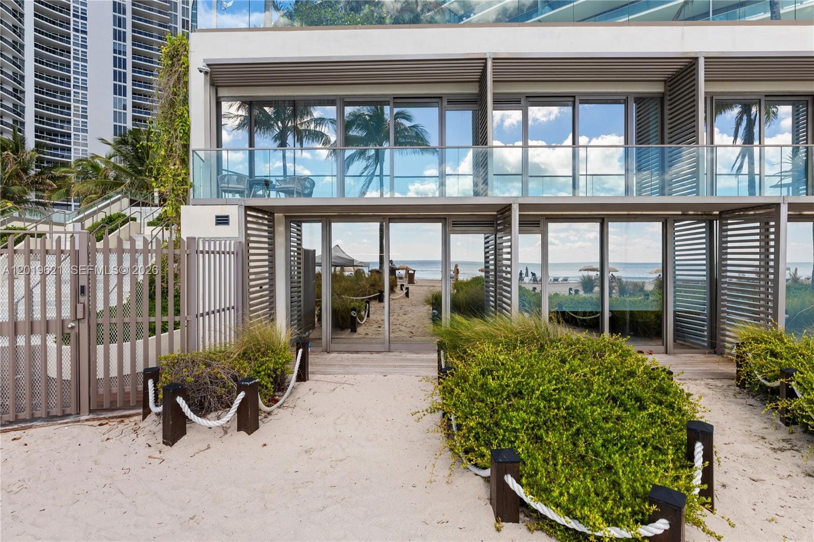18975 Collins Avenue C-1, Sunny Isles Beach, FL 33160 photo 23