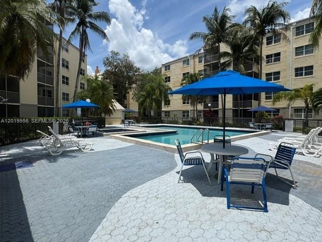8323 Lake Drive 506, Doral, FL 33166 photo 12
