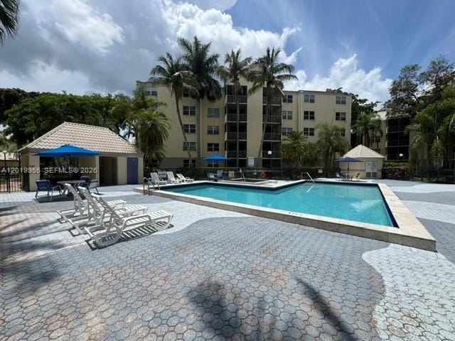 8323 Lake Drive 506, Doral, FL 33166 photo 13