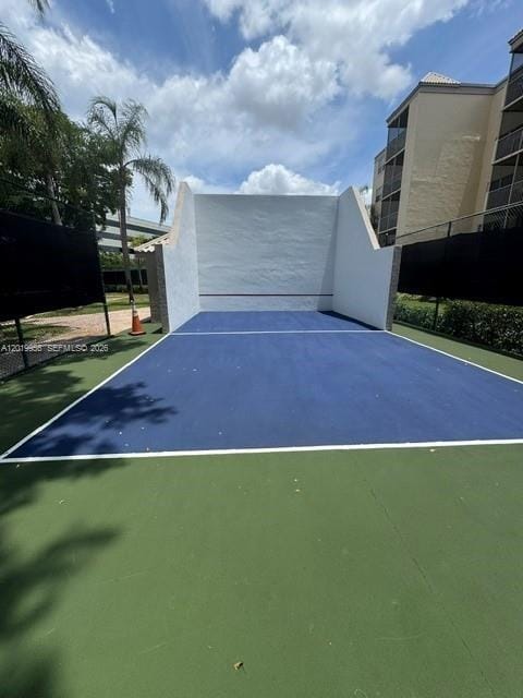 8323 Lake Drive 506, Doral, FL 33166 photo 17