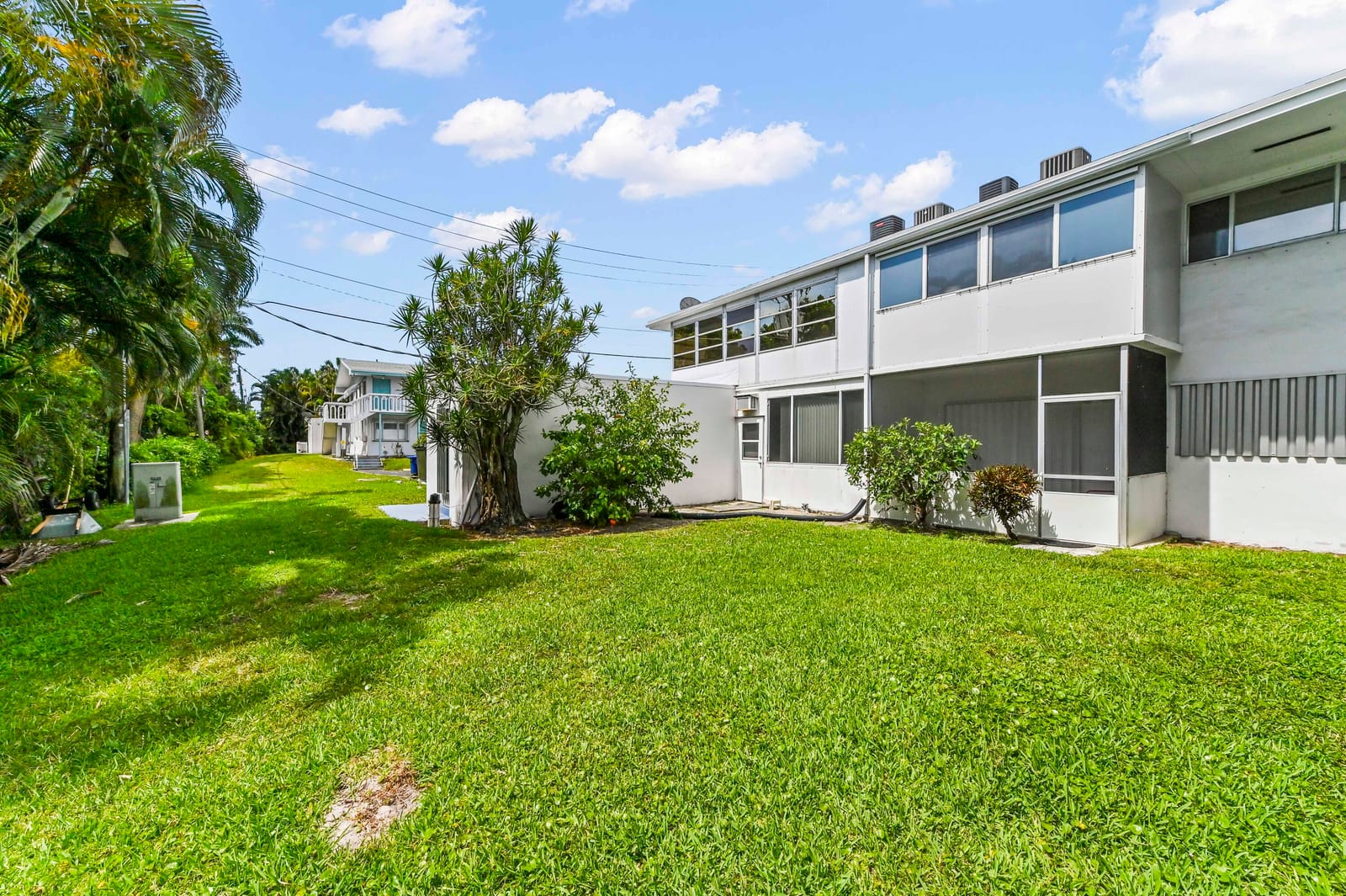 1950 Lake Osborne Drive 9, Lake Worth Beach, FL 33461 photo 13