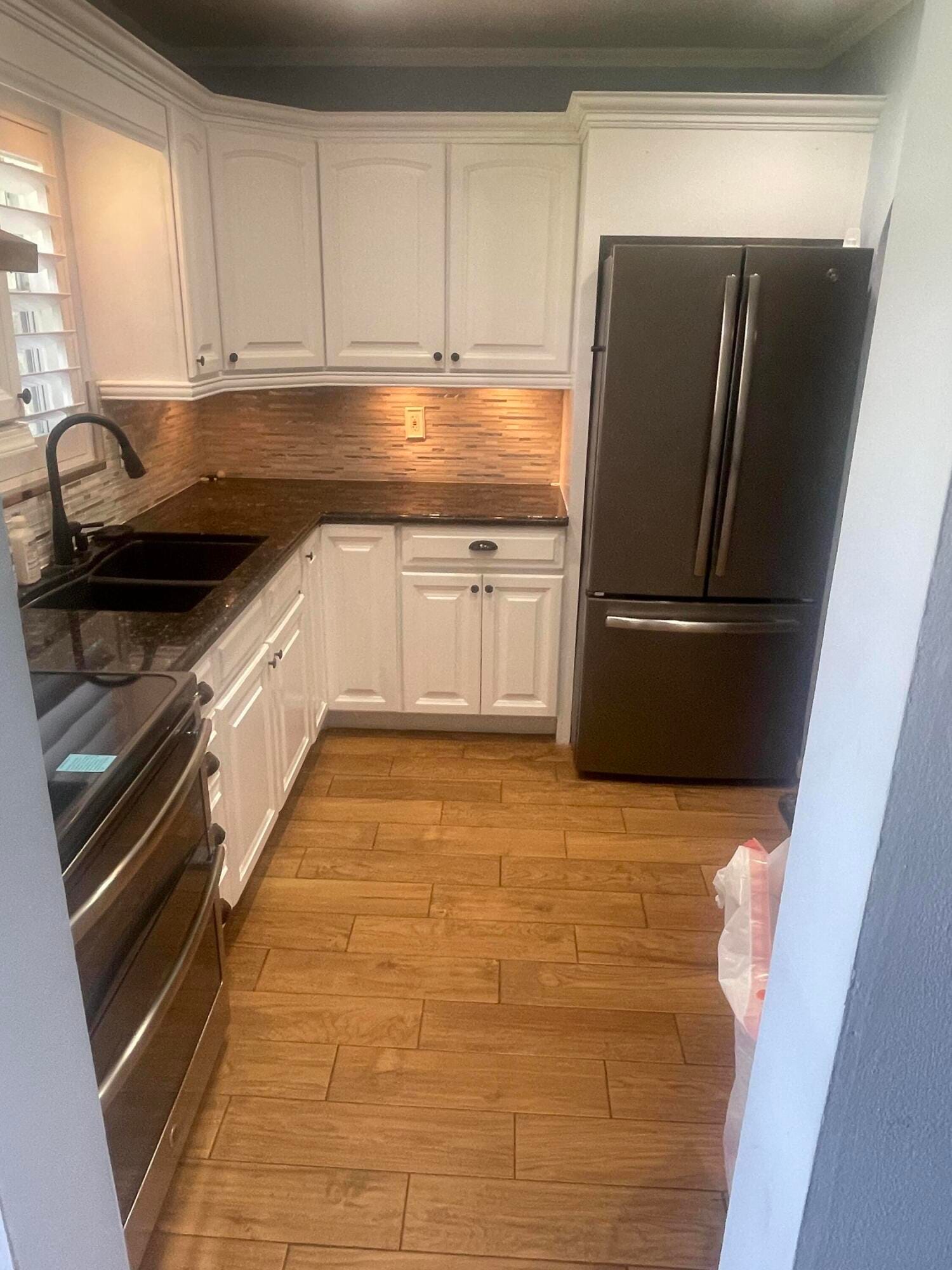 752 Lori Drive 223 — photo 2