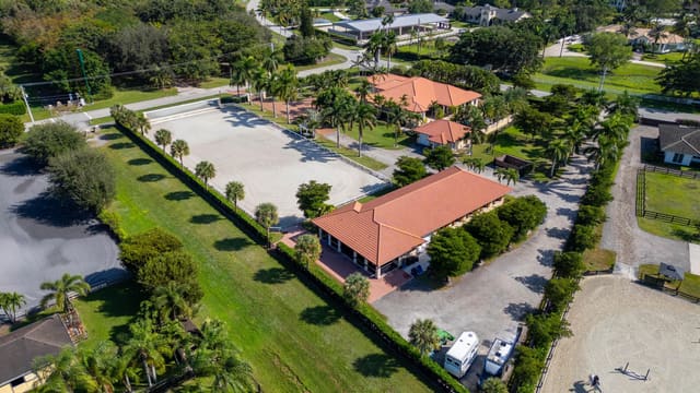 14943 Paddock Drive, Wellington, FL 33414