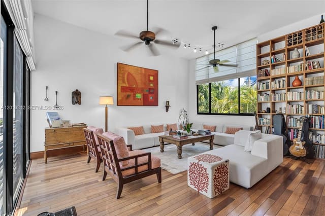 209 E Enid Drive 36, Key Biscayne, FL 33149