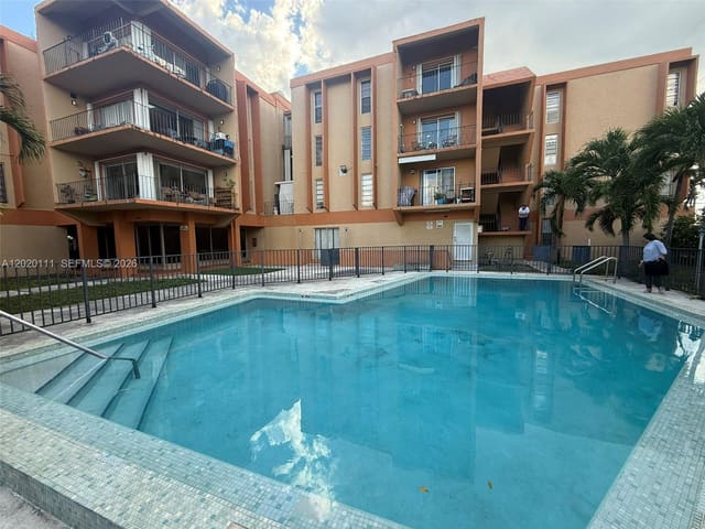 6780 W 2nd Court 313, Hialeah, FL 33012