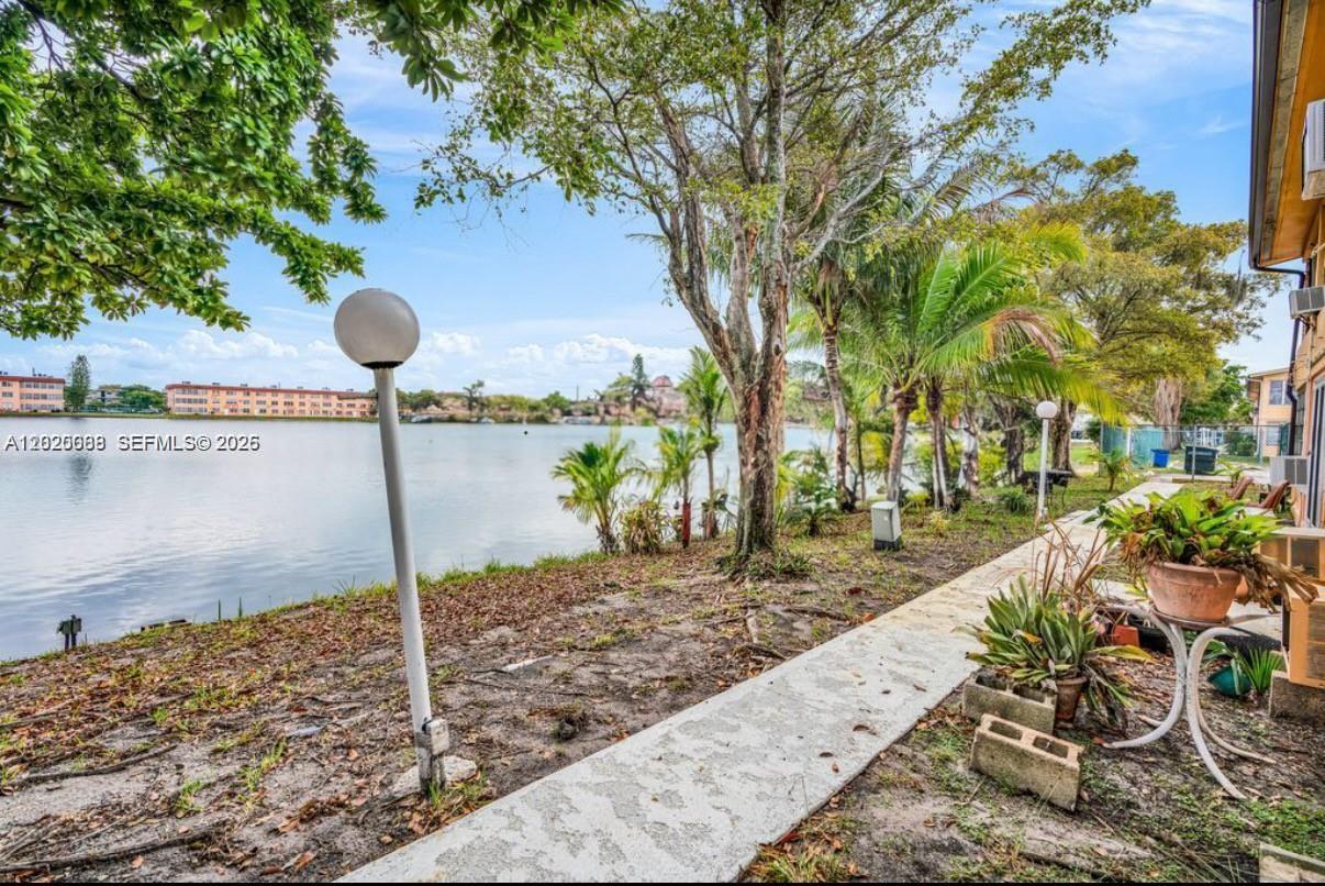 18801 NE 2nd Avenue 1006, Miami, FL 33179, Miami
