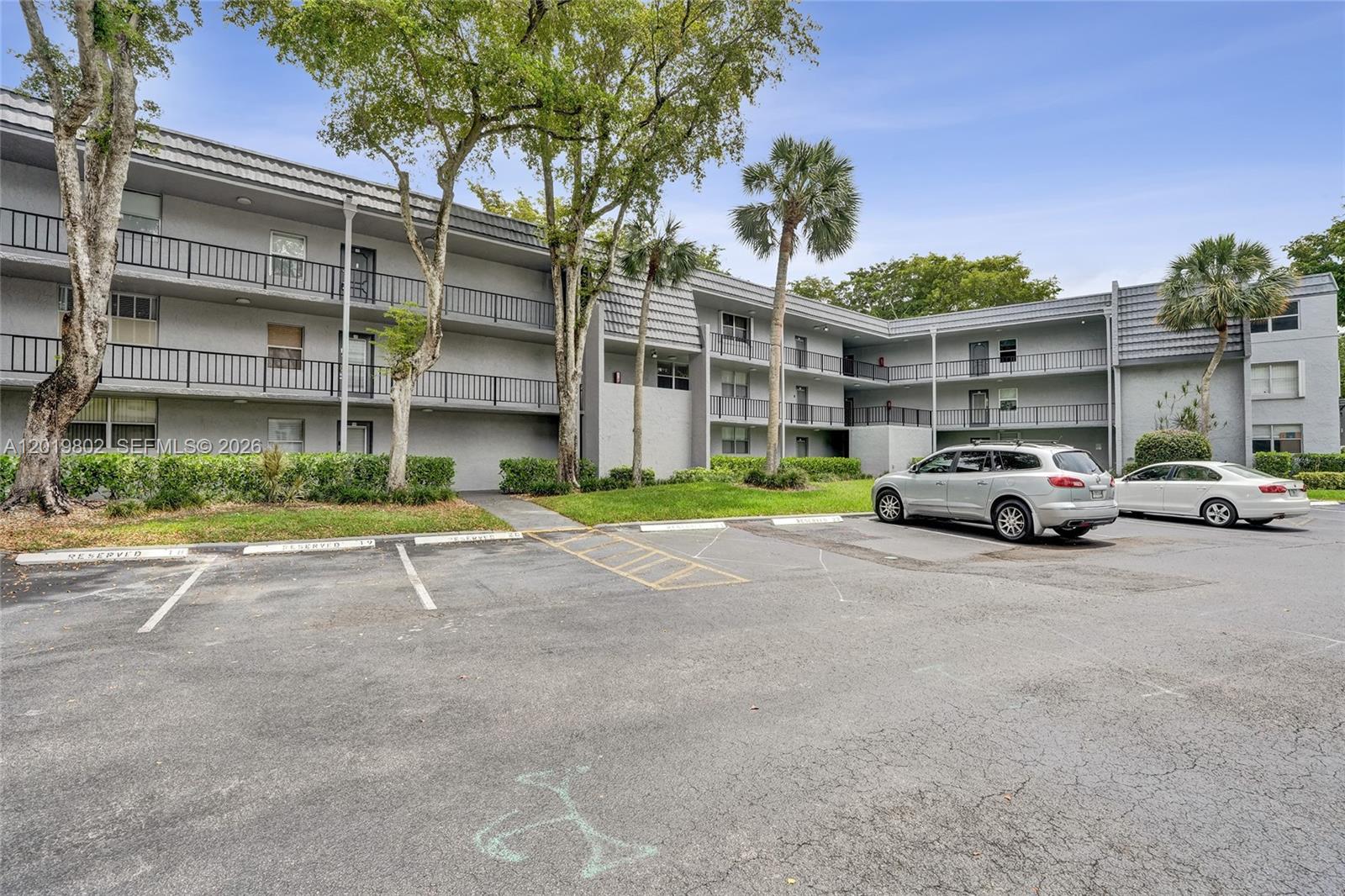9070 Lime Bay Boulevard 110, Tamarac, FL 33321