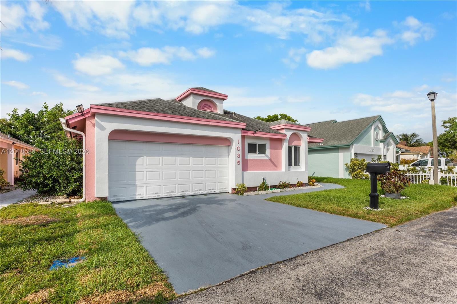 1035 W Jasmine Lane — photo 1