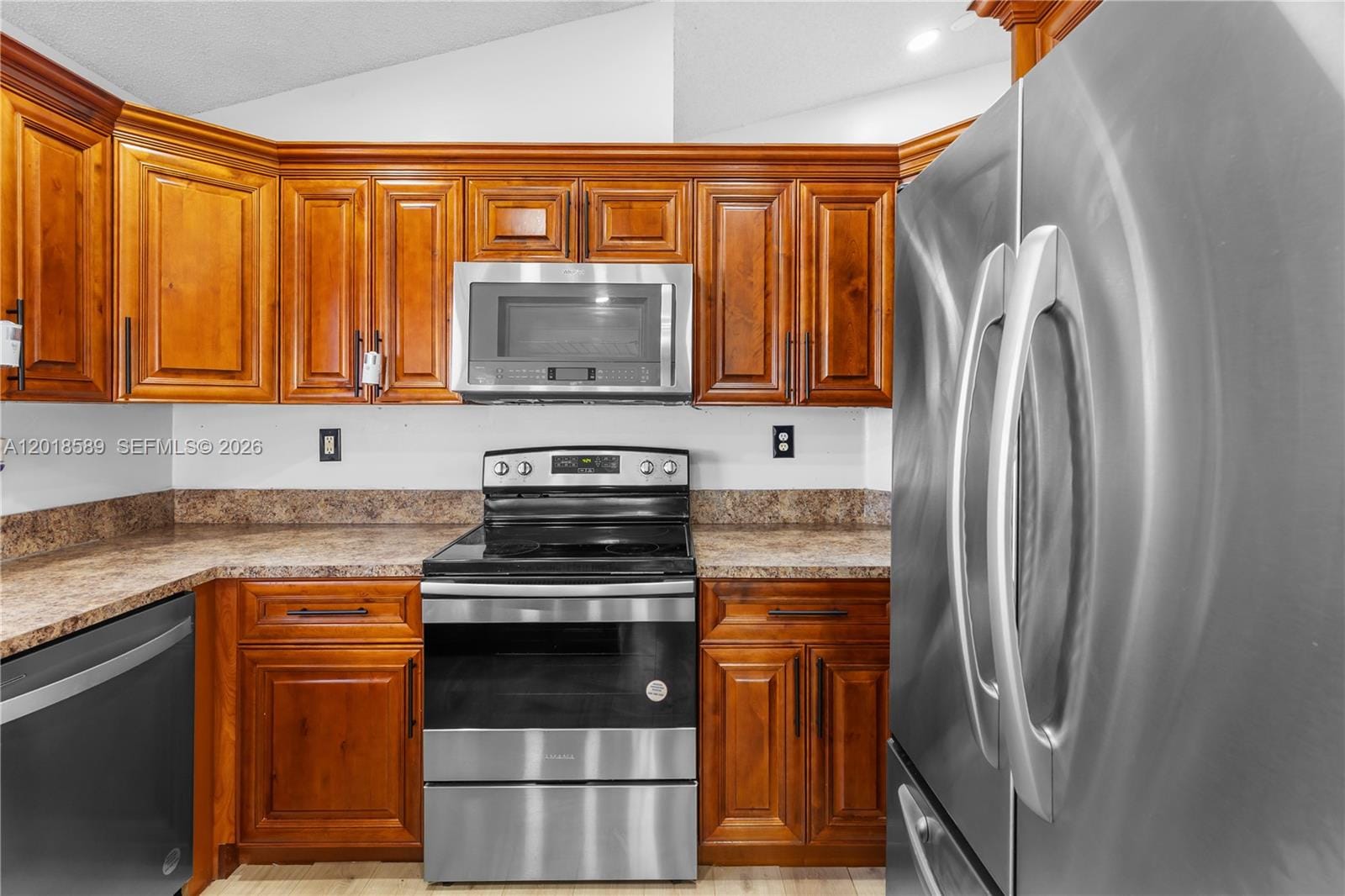 1035 W Jasmine Lane — photo 11