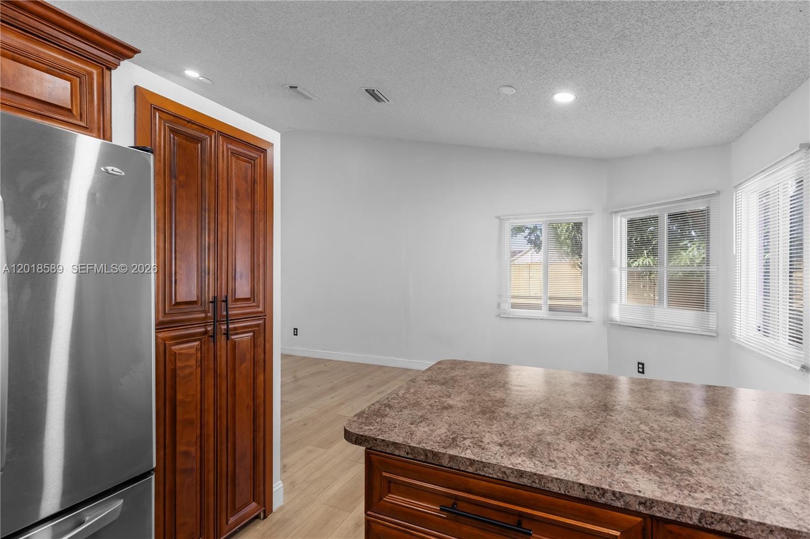 1035 W Jasmine Lane — photo 12
