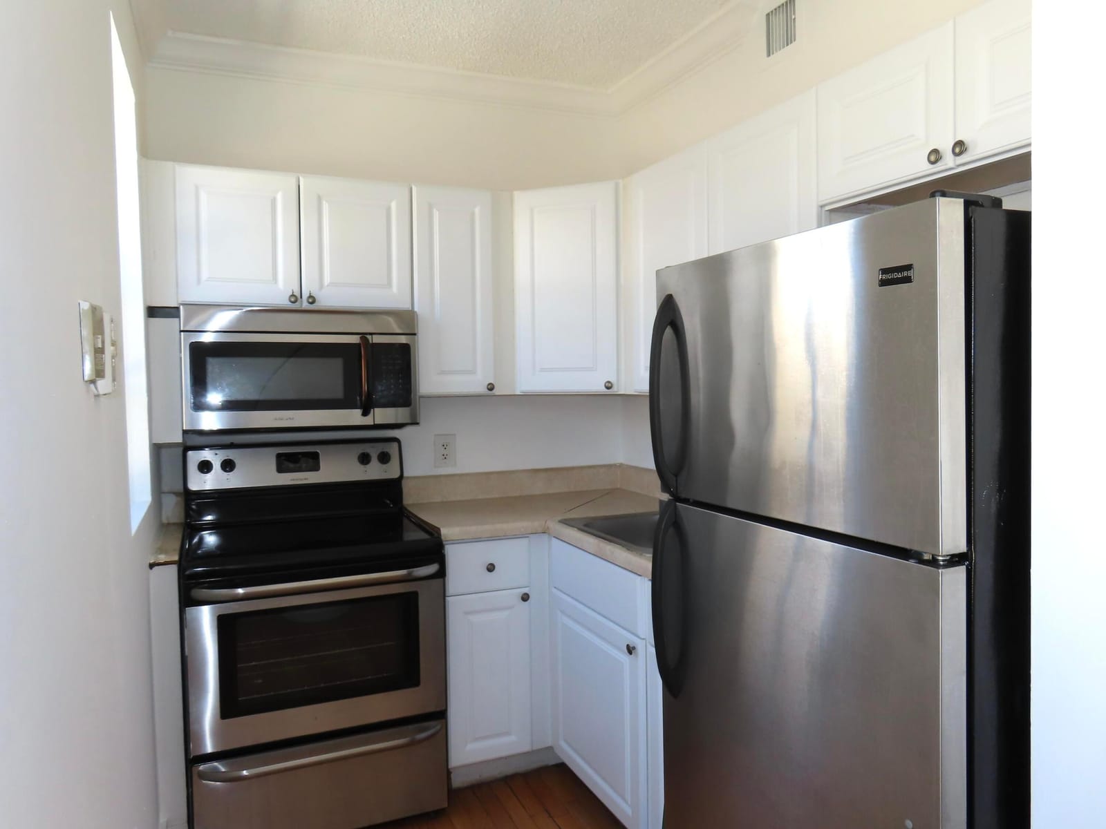 605 Euclid Avenue 202 — photo 6