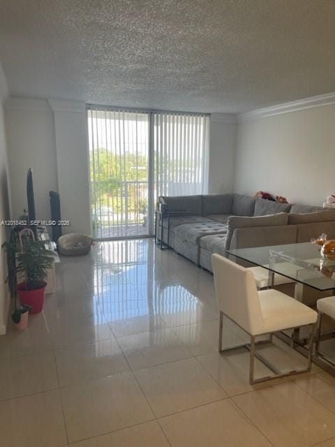 2020 NE 135th Street 303, North Miami, FL 33181 photo 1