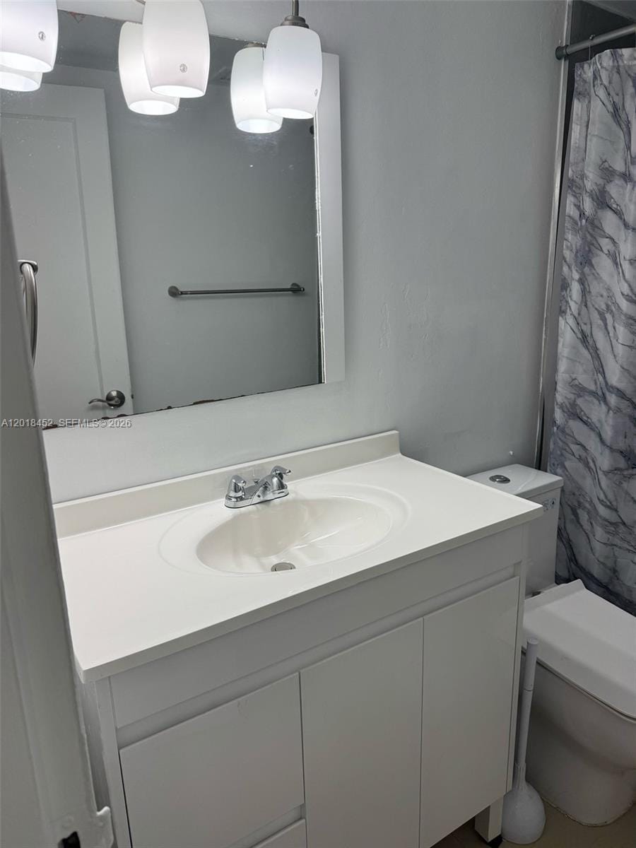 2020 NE 135th Street 303, North Miami, FL 33181 photo 11