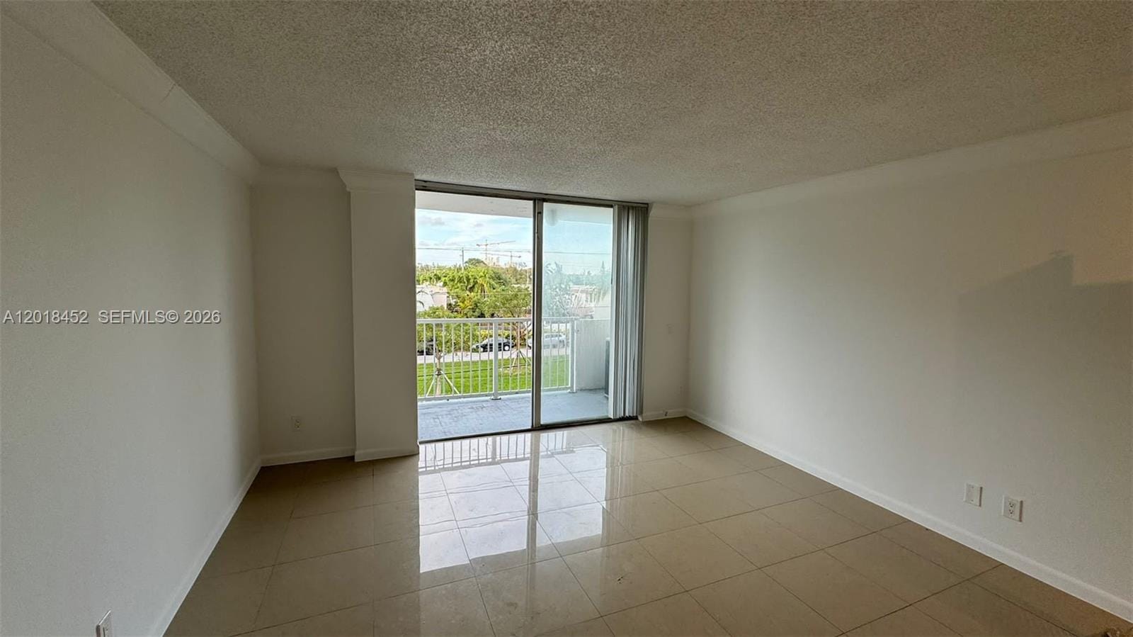 2020 NE 135th Street 303, North Miami, FL 33181 photo 3
