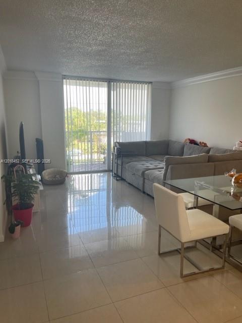 2020 NE 135th Street 303, North Miami, FL 33181, North Miami