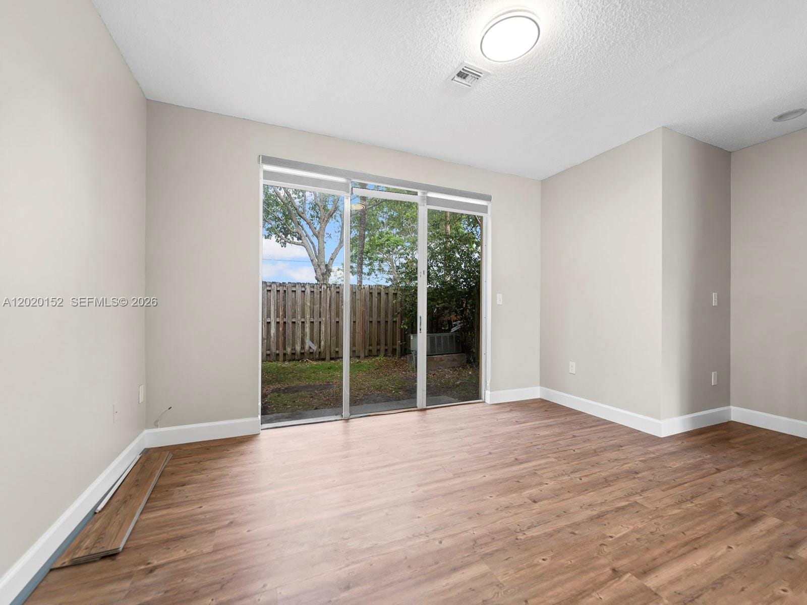 1049 NE 42nd Place, Homestead, FL 33033 photo 12