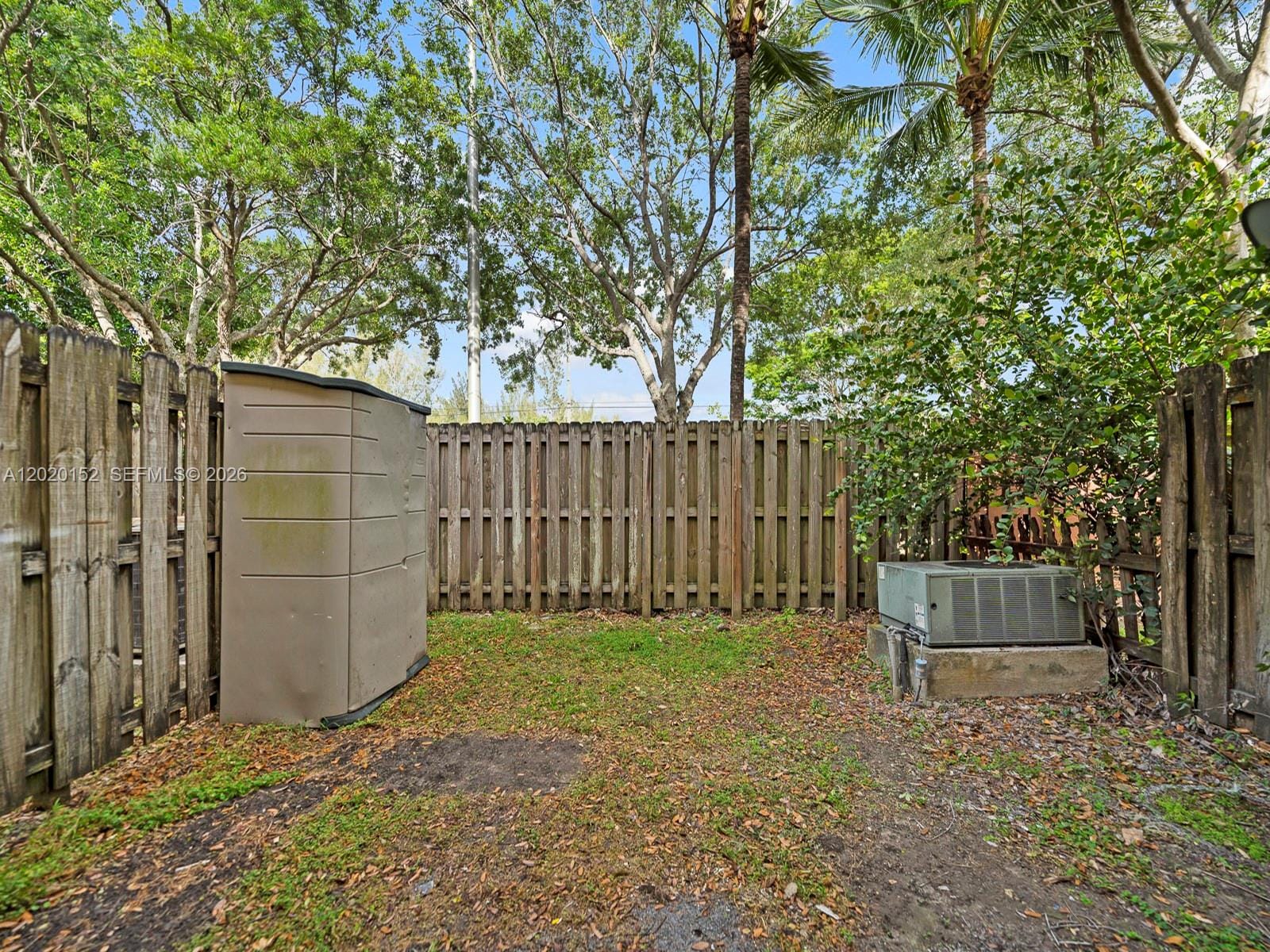 1049 NE 42nd Place, Homestead, FL 33033 photo 13