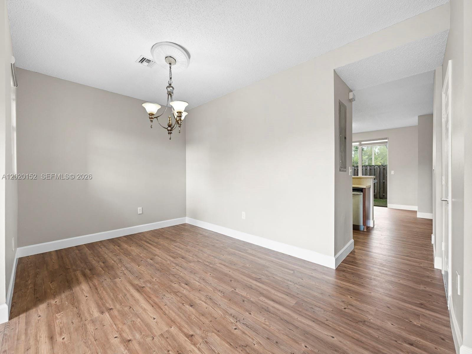 1049 NE 42nd Place, Homestead, FL 33033 photo 8