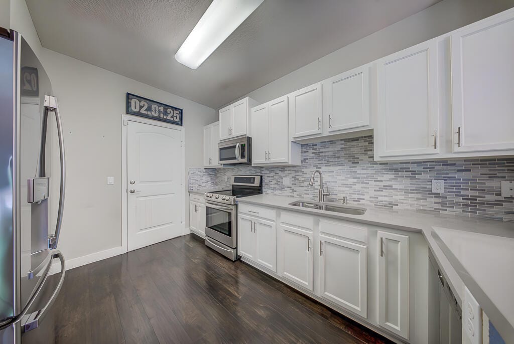 6463 Azura Lake Road — photo 7