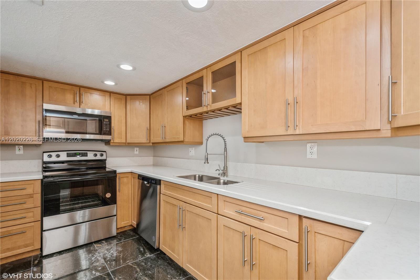 835 NW 81st Terrace 7 — photo 3