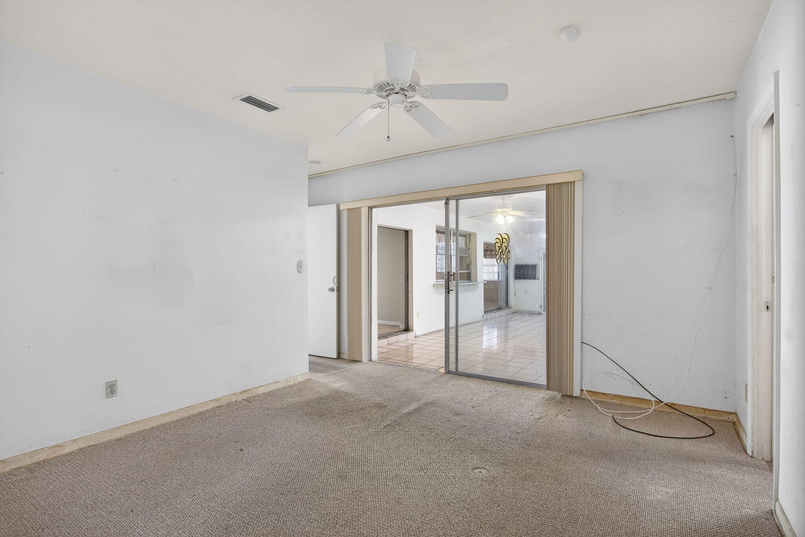 2540 NW 34th Terrace, Lauderdale Lakes, FL 33311 photo 16