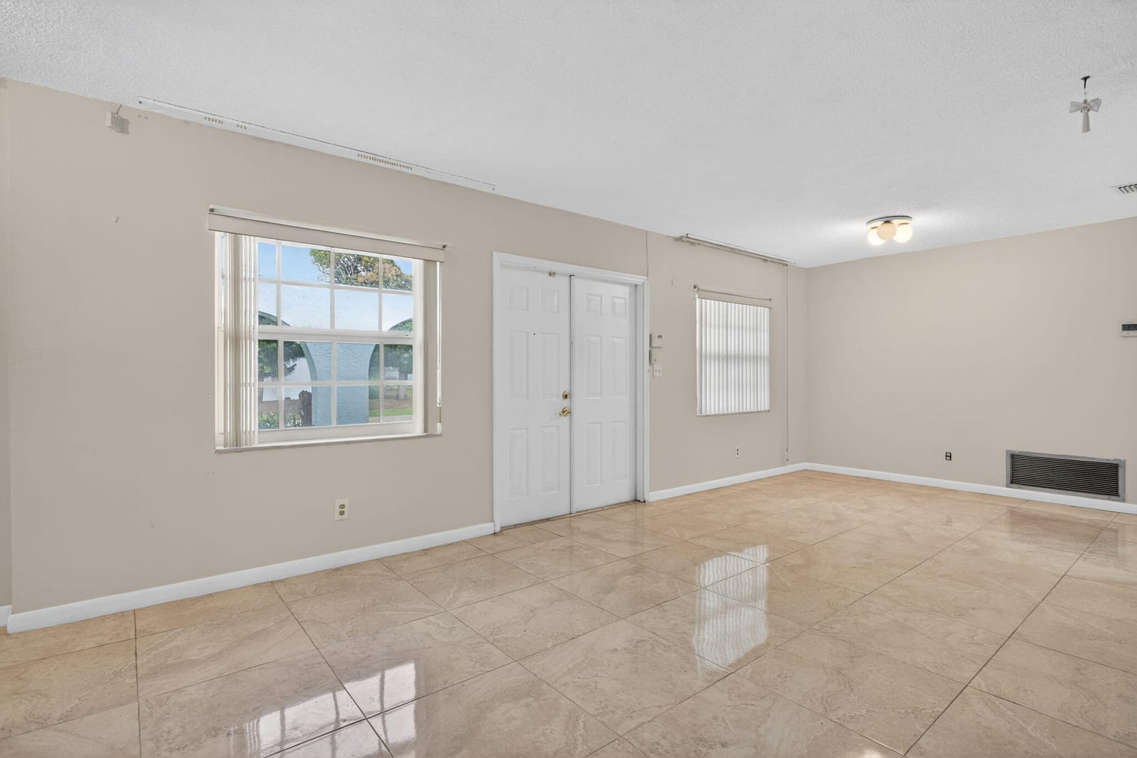 2540 NW 34th Terrace, Lauderdale Lakes, FL 33311 photo 25