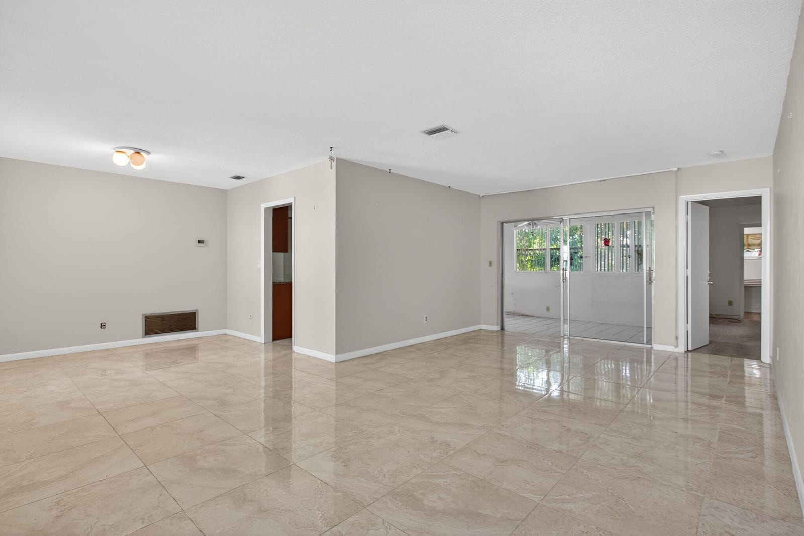 2540 NW 34th Terrace, Lauderdale Lakes, FL 33311 photo 28