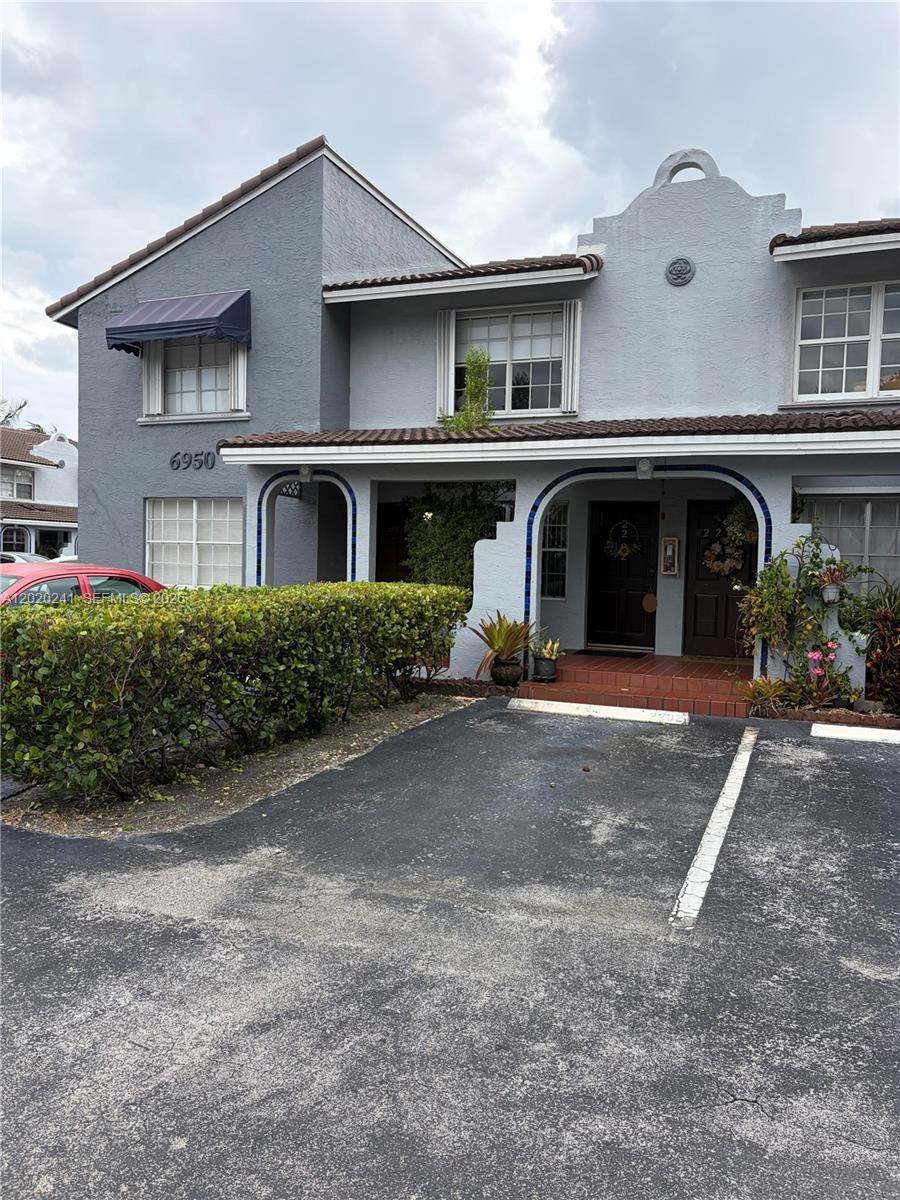 6950 NW 173rd Drive 2202, Hialeah, FL 33015