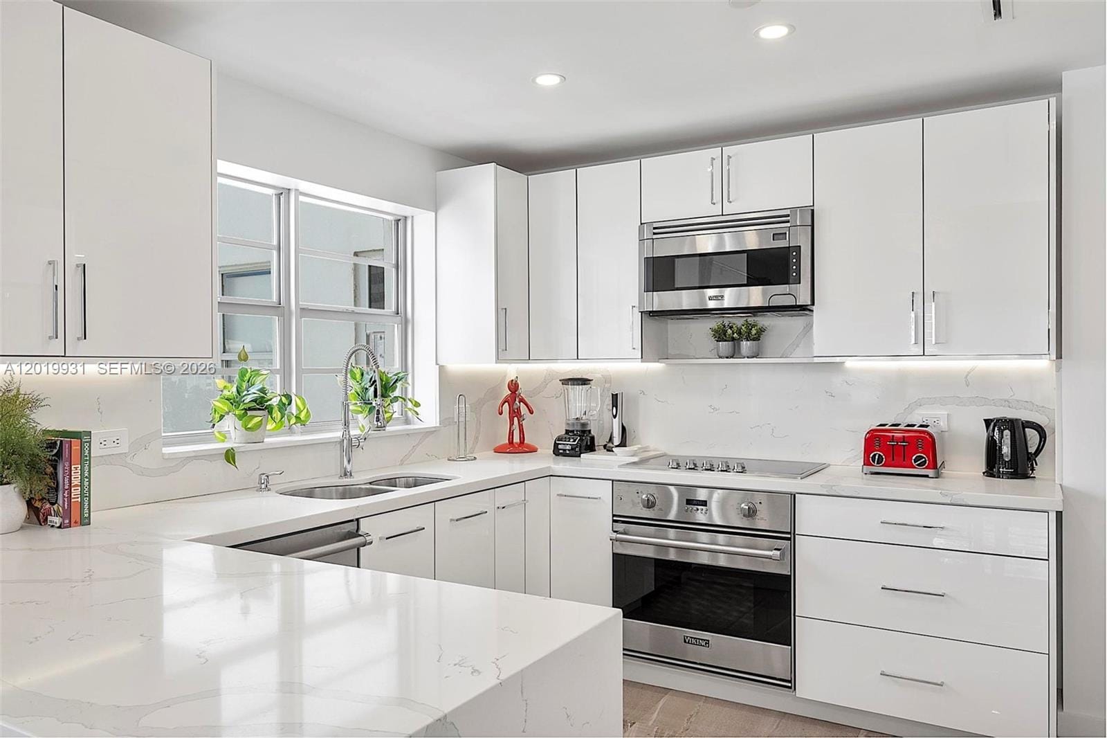 16 Island Avenue 7C, Miami Beach, FL 33139 photo 13
