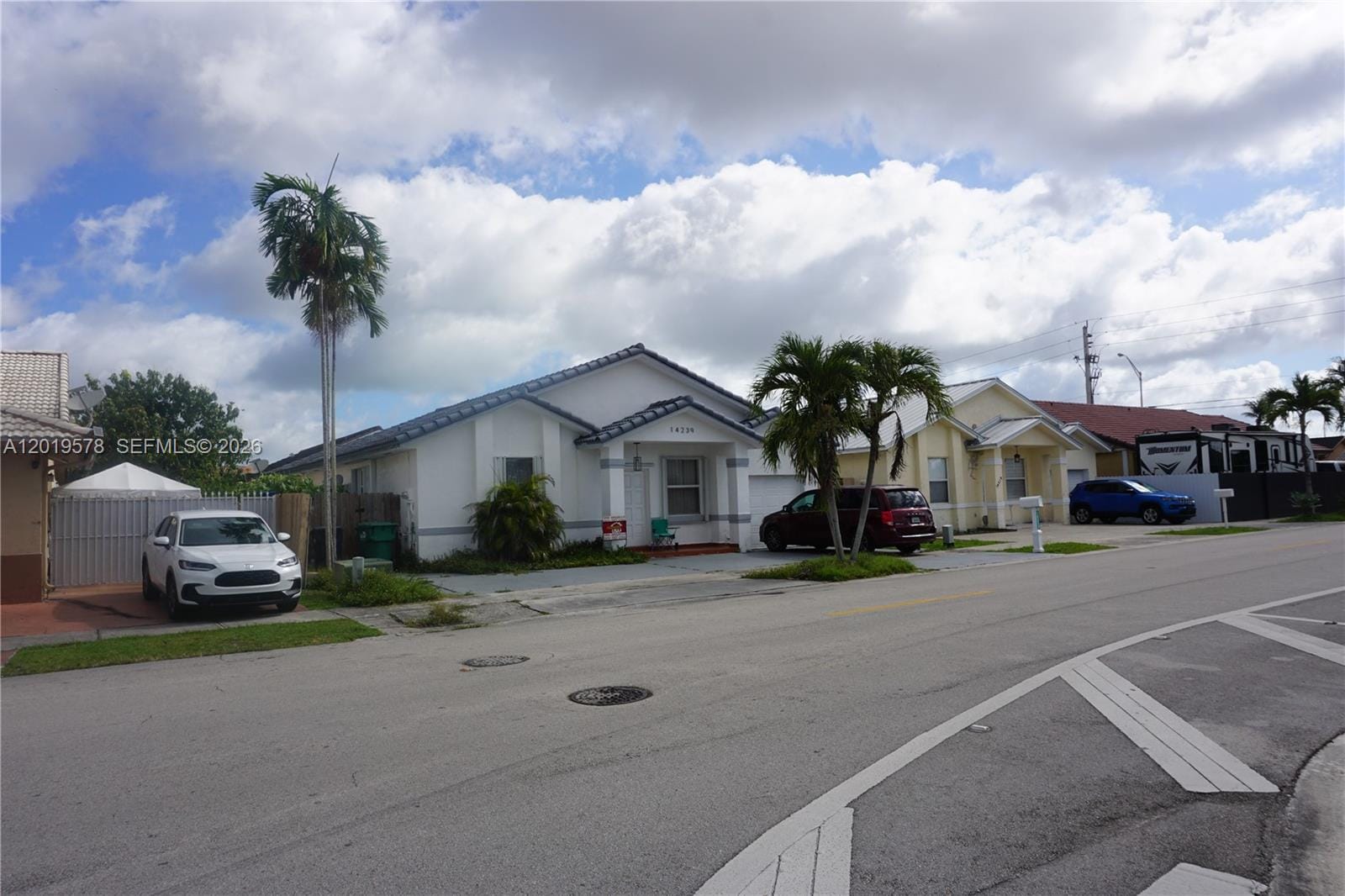 14239 SW 10th Street — photo 1