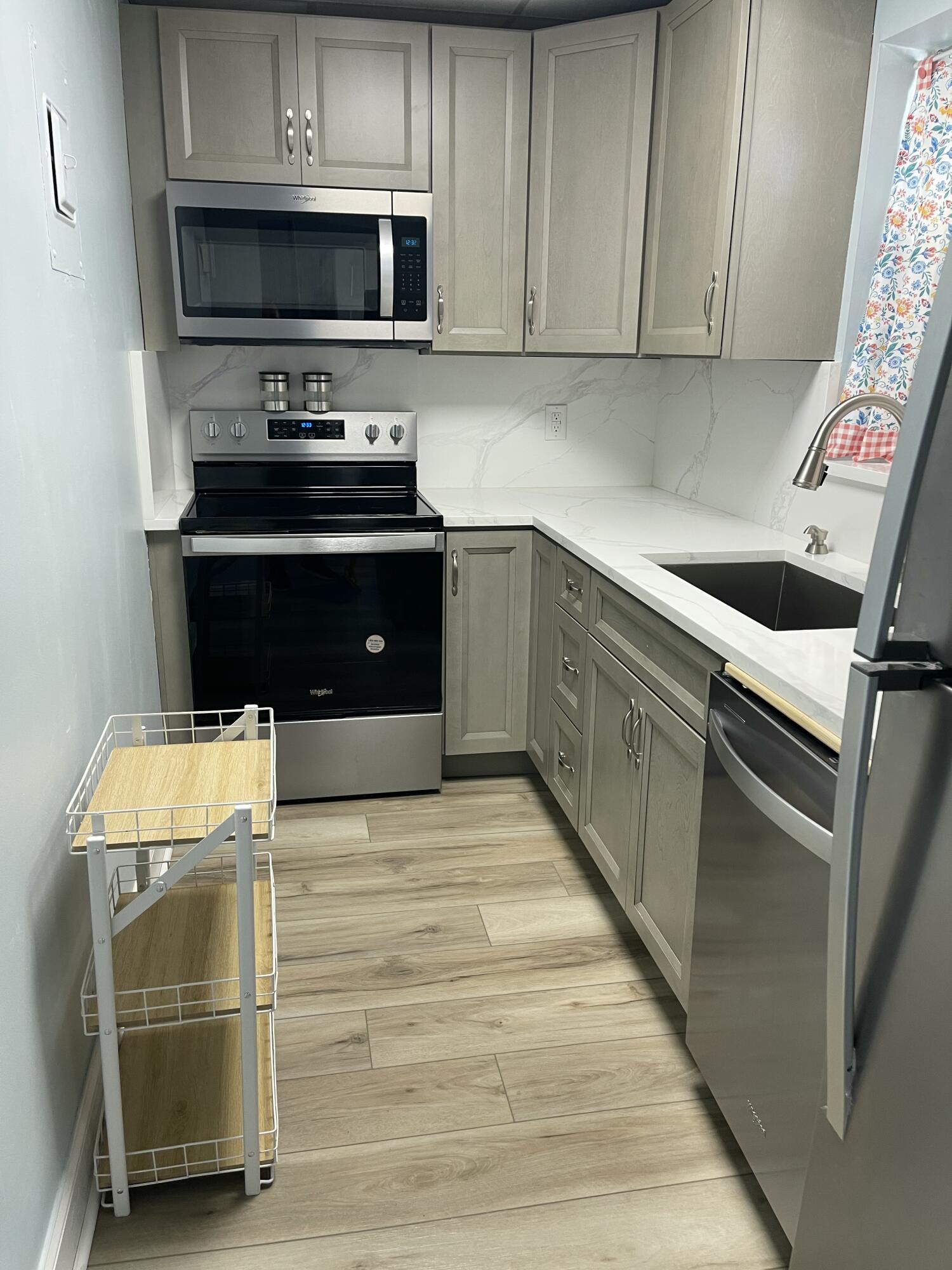 3216 SE 8th Street 203, Pompano Beach, FL 33062, Pompano Beach